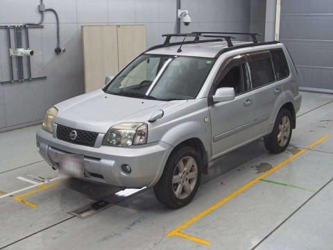 2005 Nissan X-Trail NT30[0]