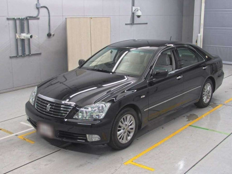 2004 Toyota Crown GRS182[0]