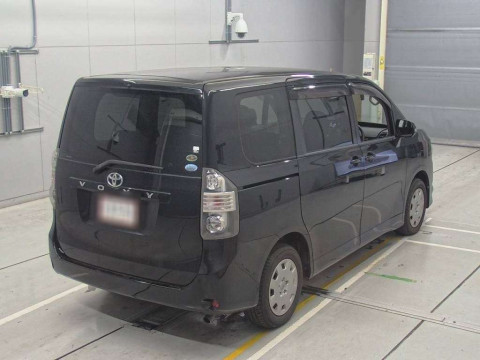 2008 Toyota Voxy ZRR70G[1]