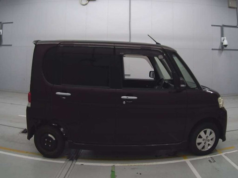 2013 Daihatsu Tanto L375S[2]