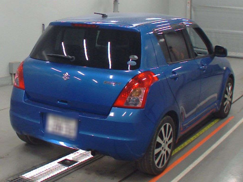 2010 Suzuki Swift ZC71S[1]