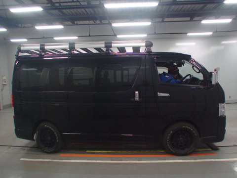 2023 Toyota Hiace Van TRH200V[2]