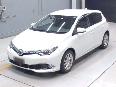 2016 Toyota Auris NZE181H[0]