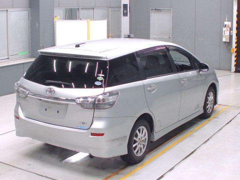 2012 Toyota Wish ZGE20G[1]