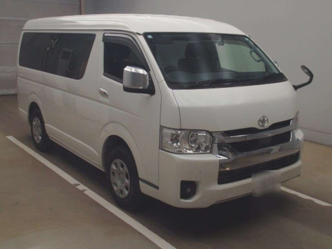 2023 Toyota Hiace Wagon TRH219W[2]