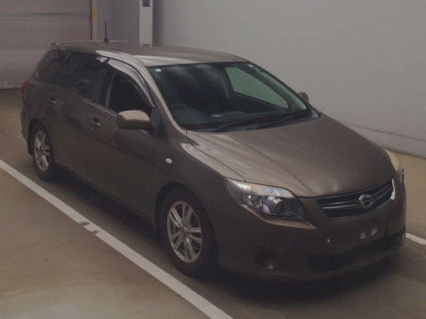 2011 Toyota Corolla Fielder NZE141G[2]