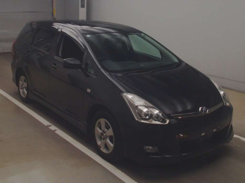 2007 Toyota Wish ZNE10G[2]