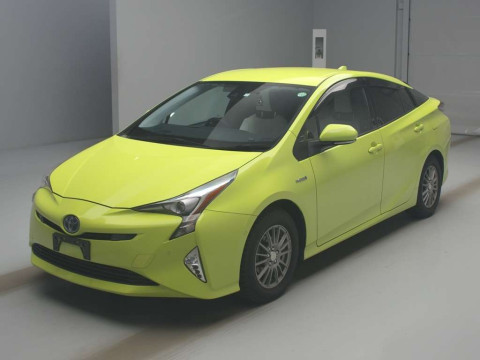 2016 Toyota Prius ZVW55[0]