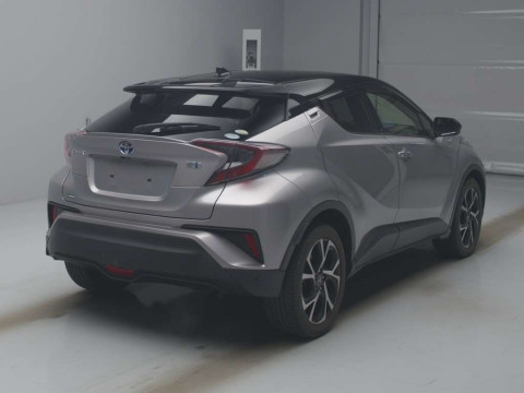 2018 Toyota C-HR ZYX10[1]