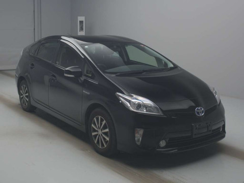 2012 Toyota Prius ZVW30[2]