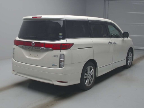 2010 Nissan Elgrand TE52[1]