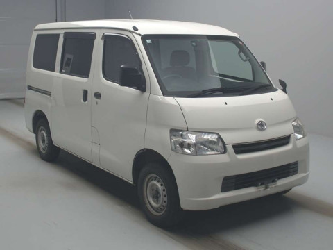 2019 Toyota Townace Van S402M[2]