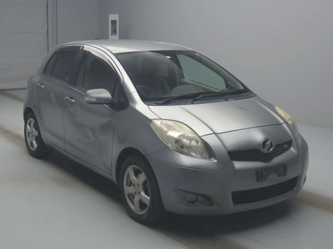 2008 Toyota Vitz NCP91[2]