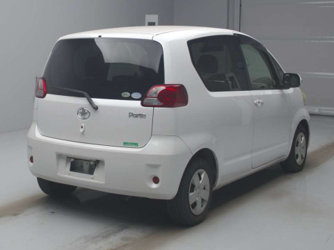 2011 Toyota Porte NNP10[1]