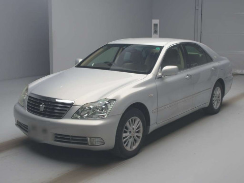 2005 Toyota Crown GRS181[0]