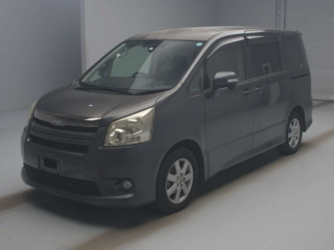 2008 Toyota Noah ZRR70W[0]