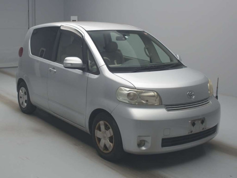 2007 Toyota Porte NNP11[2]