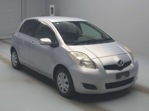 2009 Toyota Vitz KSP90[2]