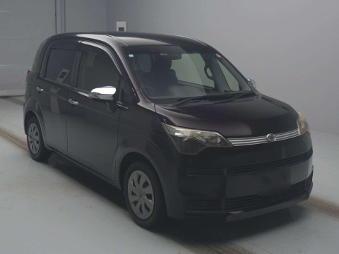 2014 Toyota Spade NCP141[2]