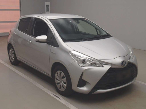 2019 Toyota Vitz NHP130[2]