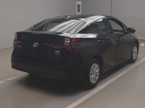 2019 Toyota Prius ZVW55[1]