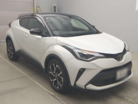 2020 Toyota C-HR NGX50[2]