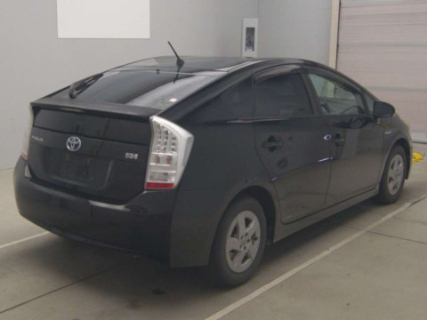 2010 Toyota Prius ZVW30[1]