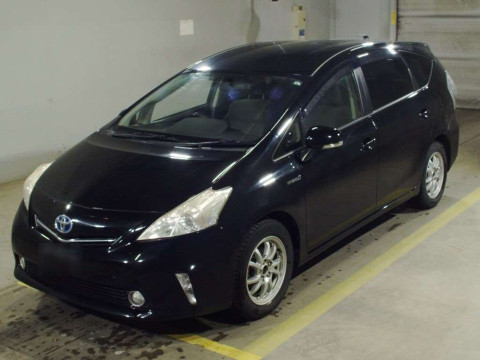 2013 Toyota Prius alpha ZVW41W[0]