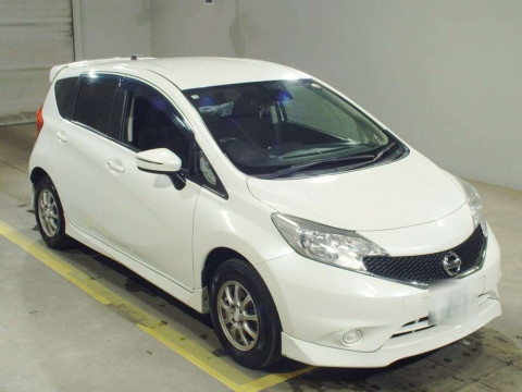 2016 Nissan Note NE12[2]