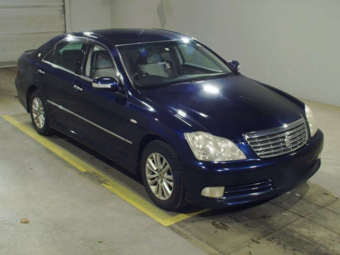 2005 Toyota Crown GRS183[2]