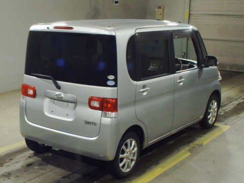 2012 Daihatsu Tanto L385S[1]