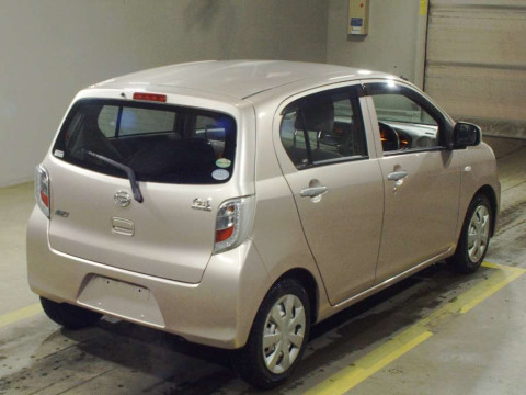 2013 Daihatsu Mira es LA300S[1]