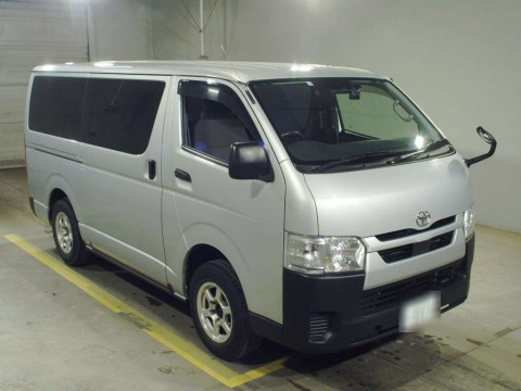 2020 Toyota Hiace Van GDH206V[2]