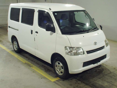 2017 Toyota Townace Van S412M[2]