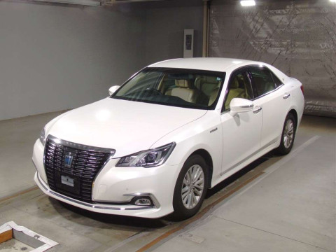 2015 Toyota Crown Hybrid AWS210[0]