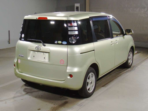 2007 Toyota Sienta NCP81G[1]