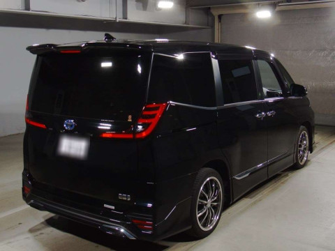 2023 Toyota Noah ZWR90W[1]