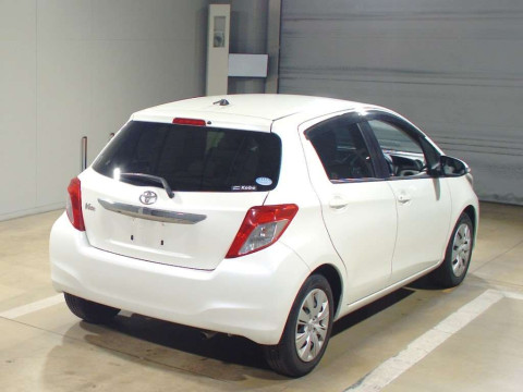 2012 Toyota Vitz NSP130[1]