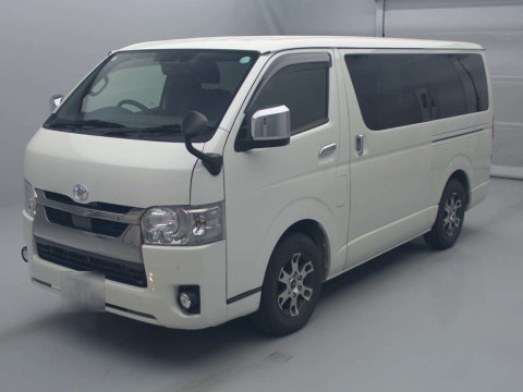 2020 Toyota Hiace Van GDH206V[0]