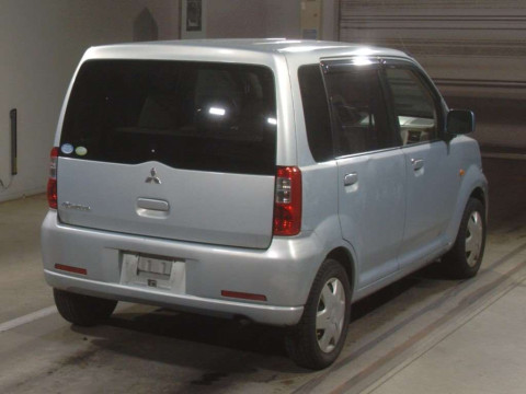 2005 Mitsubishi eK Wagon H81W[1]