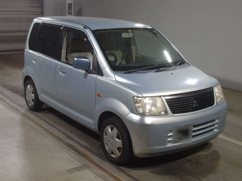 2005 Mitsubishi eK Wagon H81W[2]