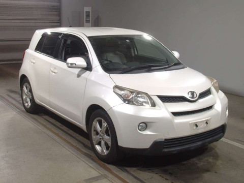 2007 Toyota IST NCP110[2]