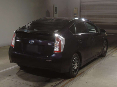 2012 Toyota Prius ZVW30[1]