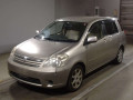 2003 Toyota Raum