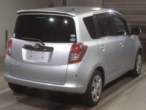 2010 Toyota Ractis NCP100[1]