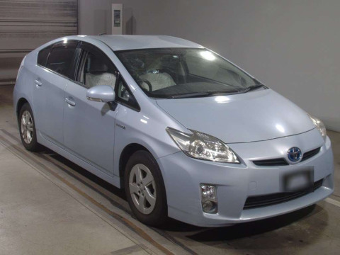 2010 Toyota Prius ZVW30[2]