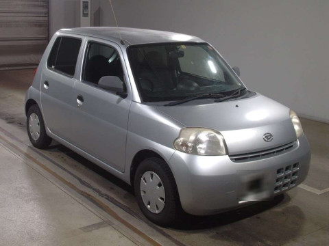 2009 Daihatsu Esse L235S[2]