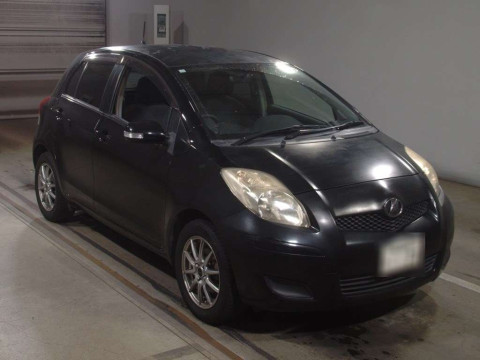 2010 Toyota Vitz KSP90[2]