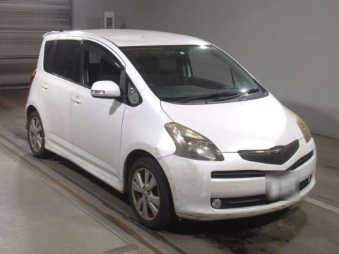 2006 Toyota Ractis NCP100[2]