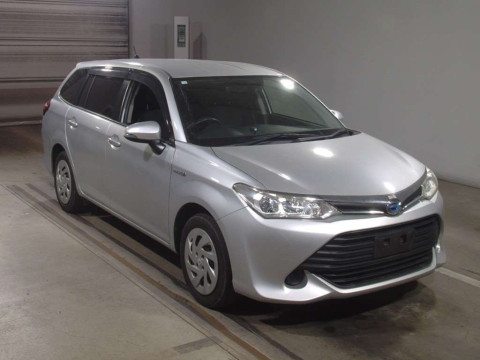 2016 Toyota Corolla Fielder NKE165G[2]